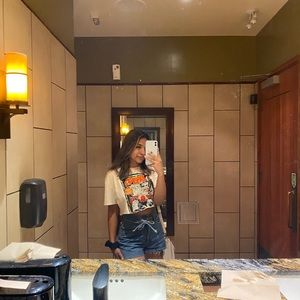 Meet your Posher, Yaimi